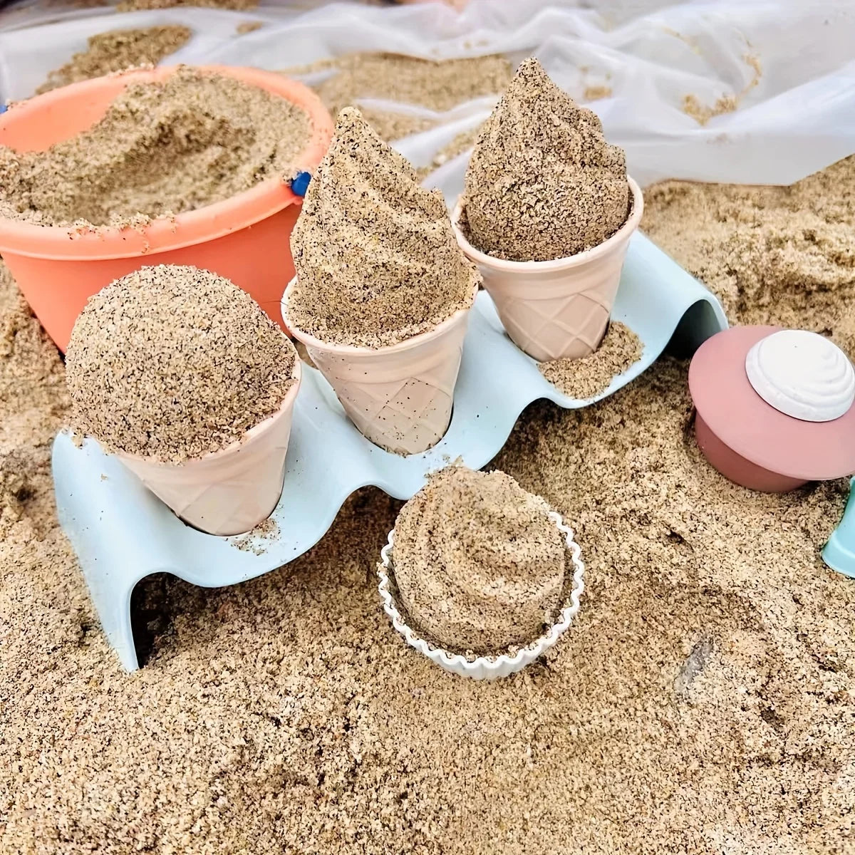 Kids Beach Toys, Play House Play Sand, Wheat Grass Material, Cute Ice Cream Toys, Fun Beach Play Sand Worker Set, Christmas Gift